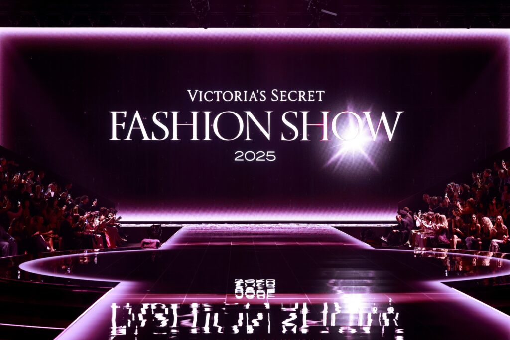 Victoria's Secret Fashion Show 2025 - Runway