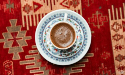 ispijanje kafe, kafa, turska kafa