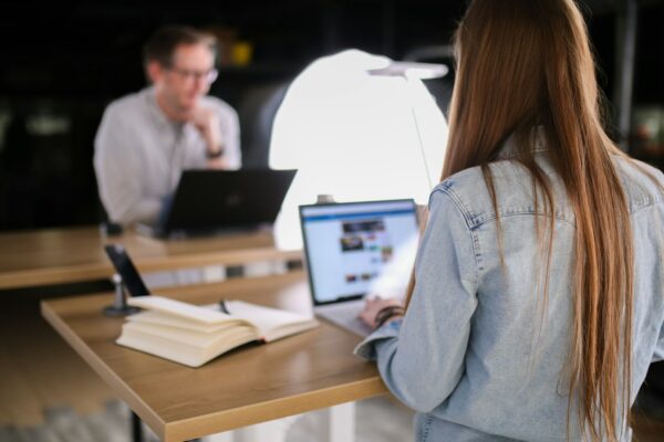 posao, mladi, kancelarija,