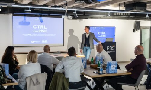 Egzakta Learn and Lead