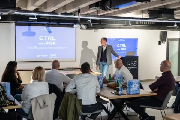 Egzakta Learn and Lead