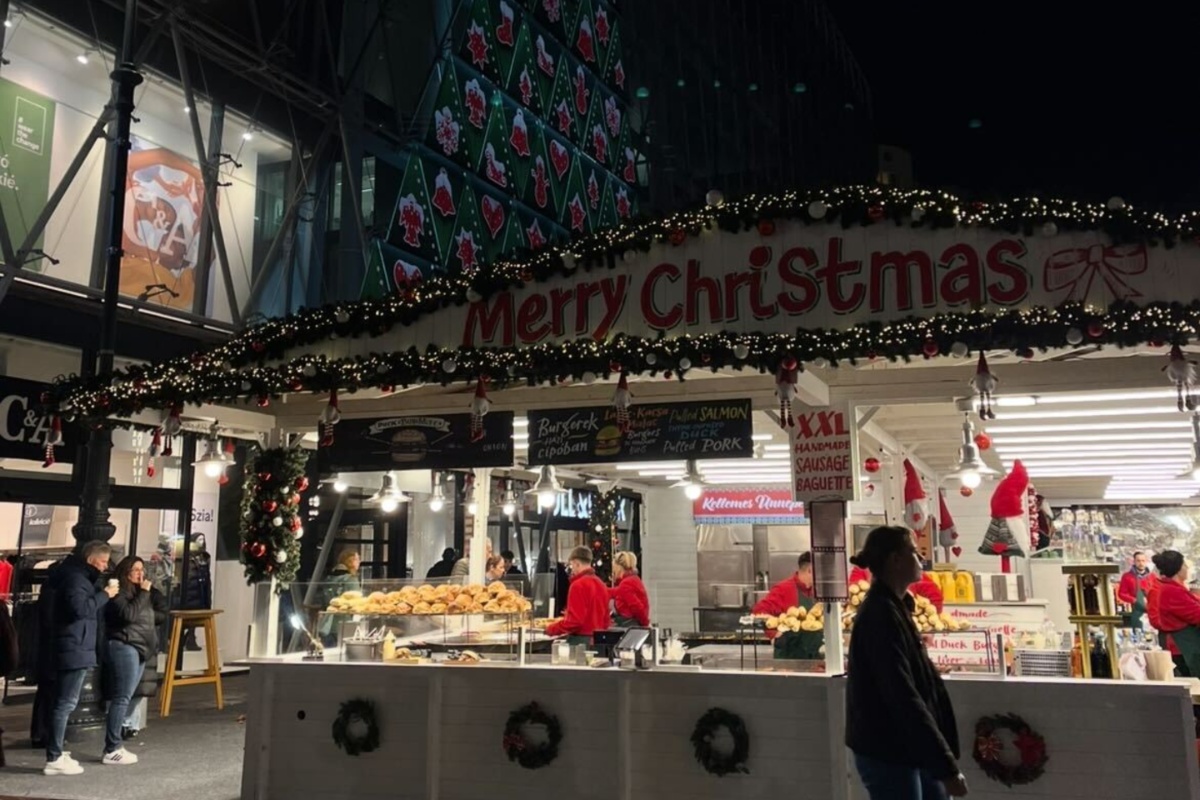 Božićni market u Budimpešti