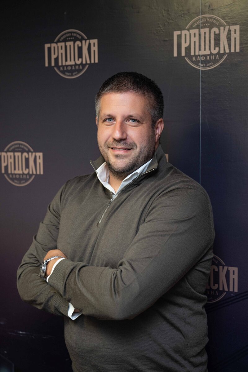 Fiesta Event, Dušan Vukojević