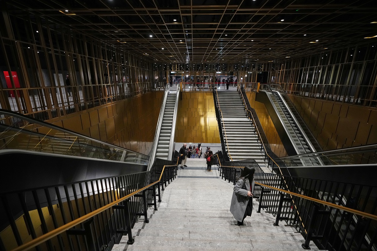 Rim, Metro stanica, koloseum