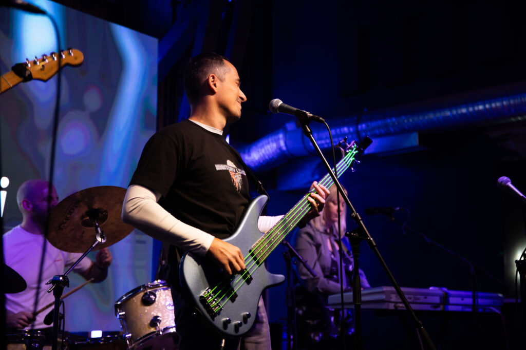 Alterset, BIZBendovi