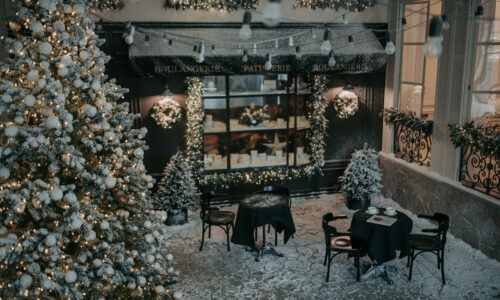 praznik dekoracija kafić