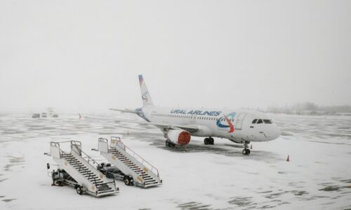 aerodorm, sneg, avion, vreme