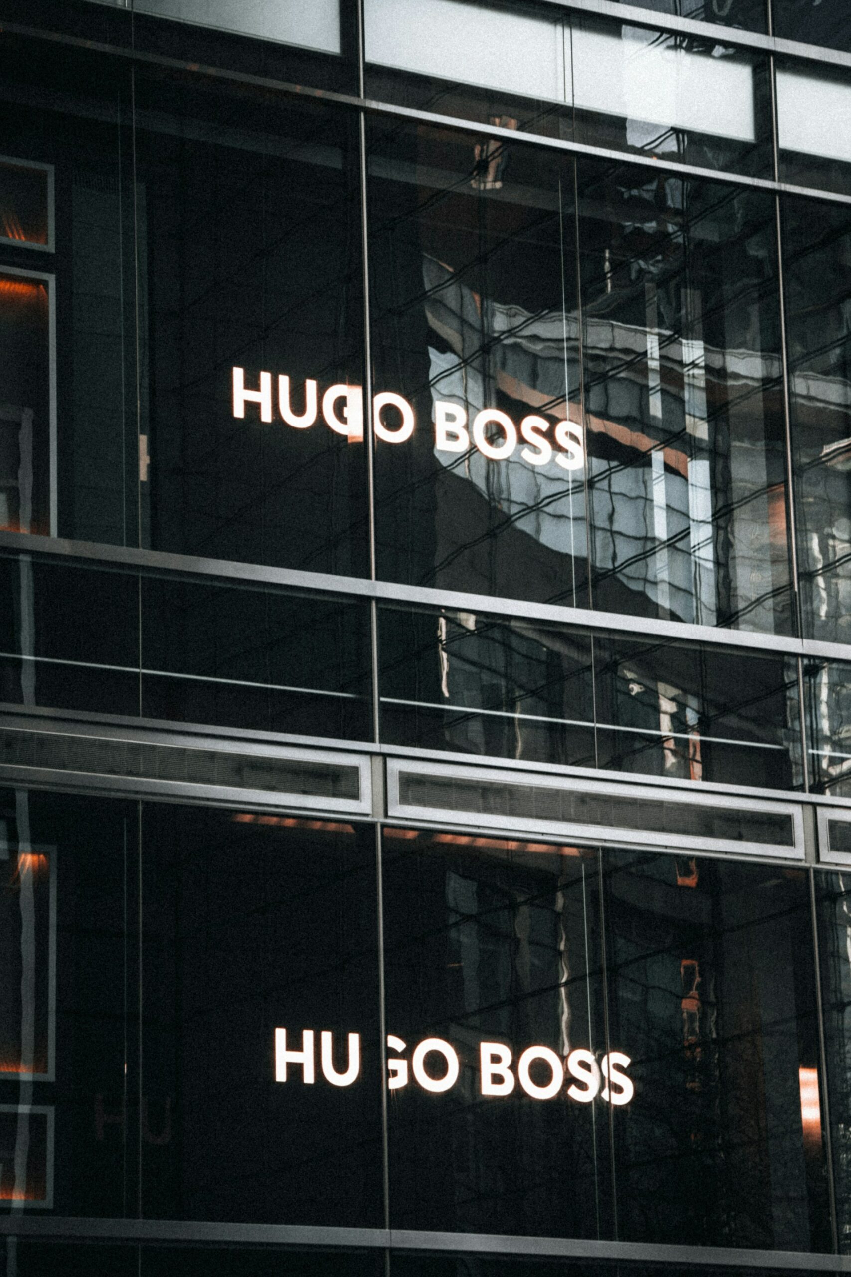 Hugo Boss, prodavnica, luksuz