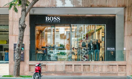 Hugo Boss, prodavnica, luksuz